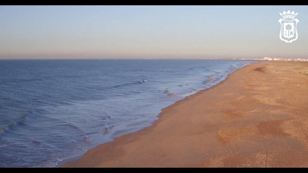 Playa del Espigón | Naturaleza, mar y luz en Huelva